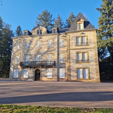 Apartament Chateau De Serignac Malemort Zewnętrze zdjęcie