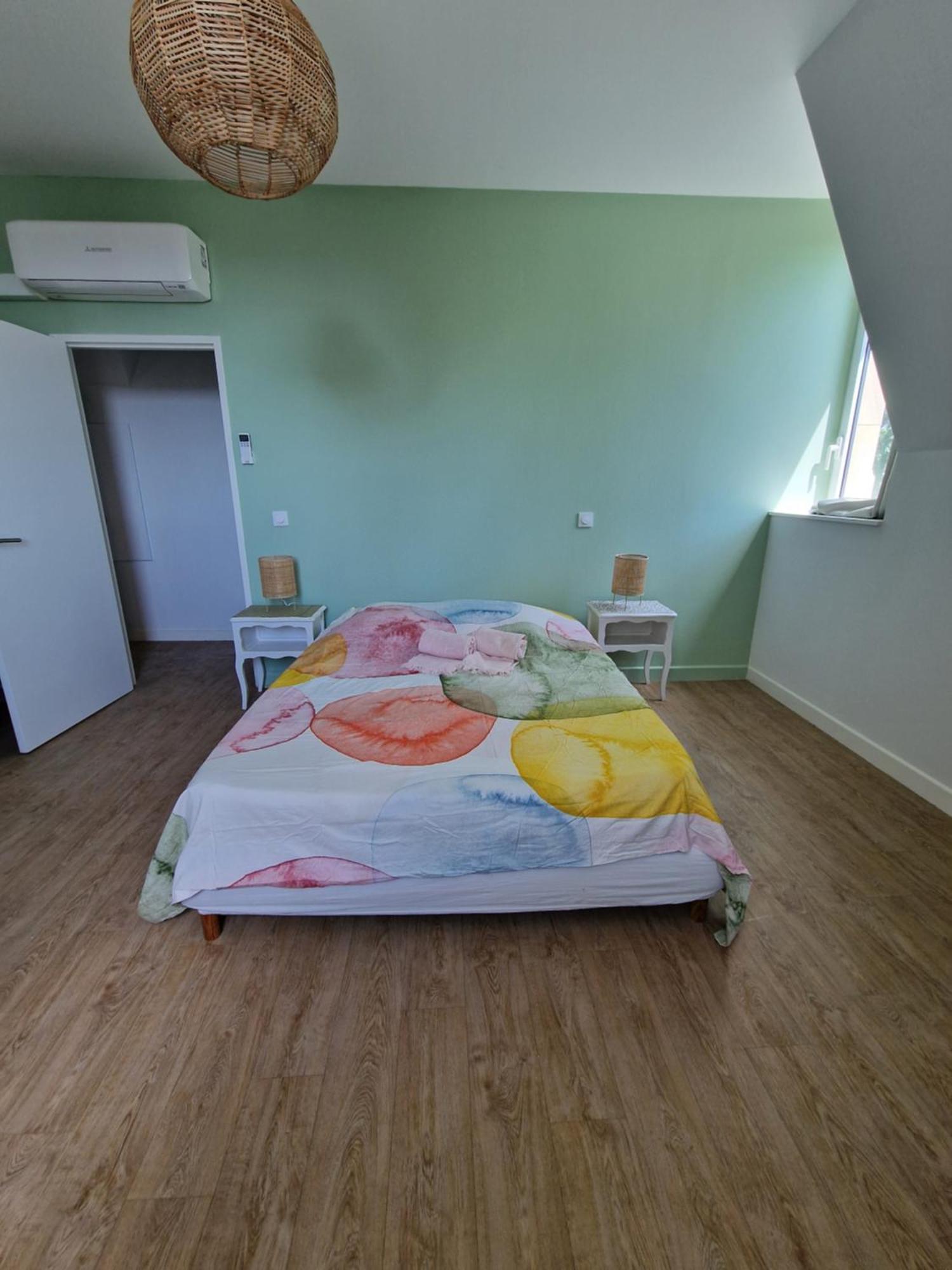 Apartament Chateau De Serignac Malemort Zewnętrze zdjęcie